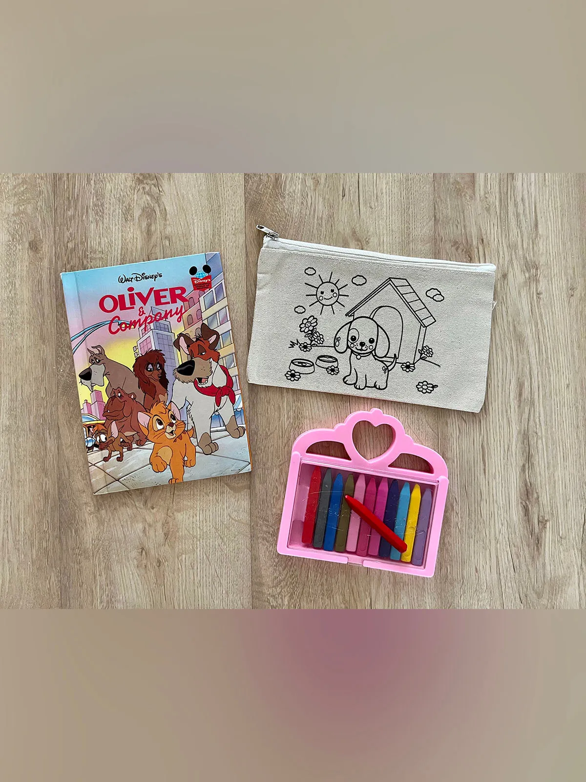 DIY Colouring My Pet Dog Pouch