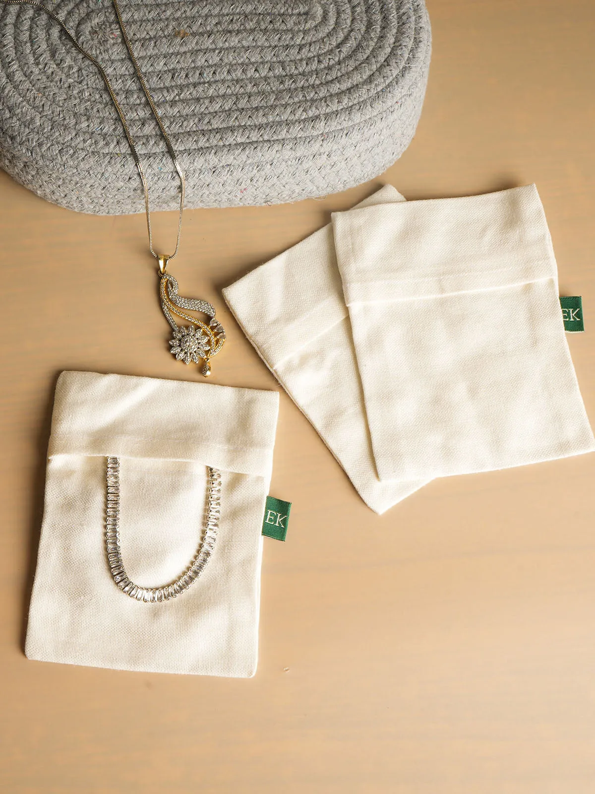 Minimalist Jewellery Pouch Off White